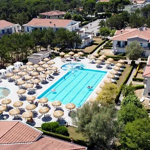 Summer Time Family Apartman